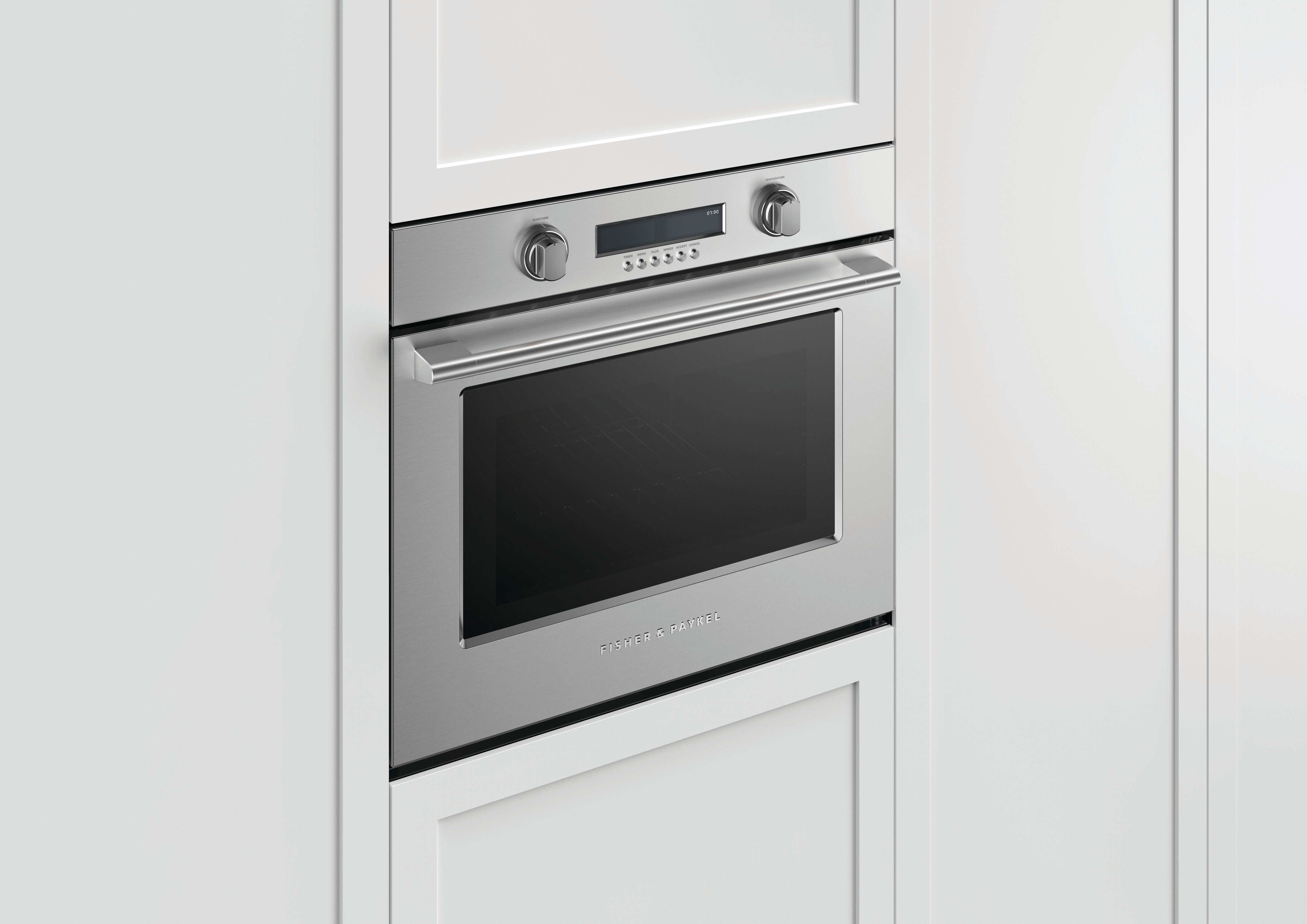 Fisher Paykel - 4.1 cu. ft Single Wall Oven in Stainless - WOSV330