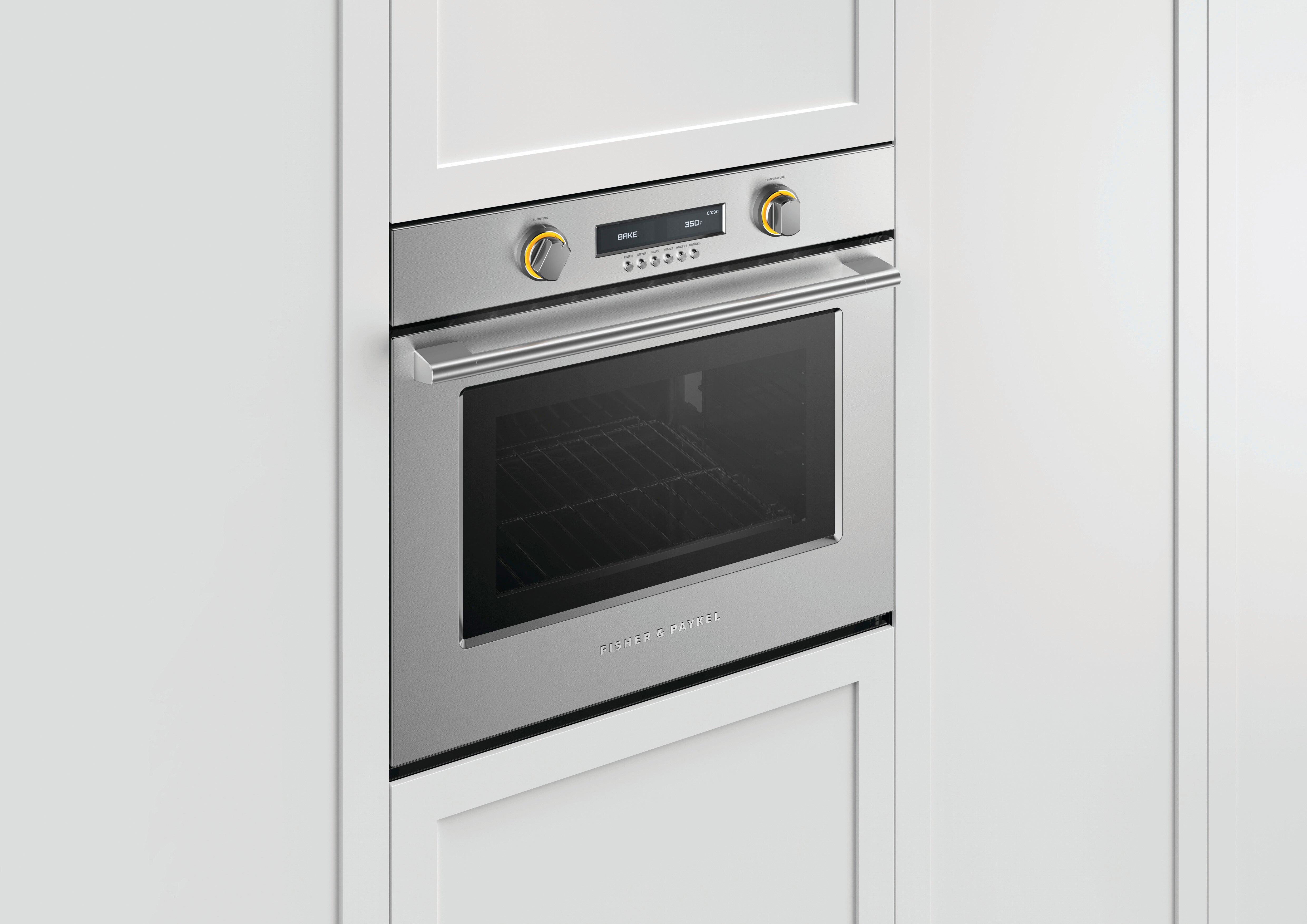 Fisher Paykel - 4.1 cu. ft Single Wall Oven in Stainless - WOSV330