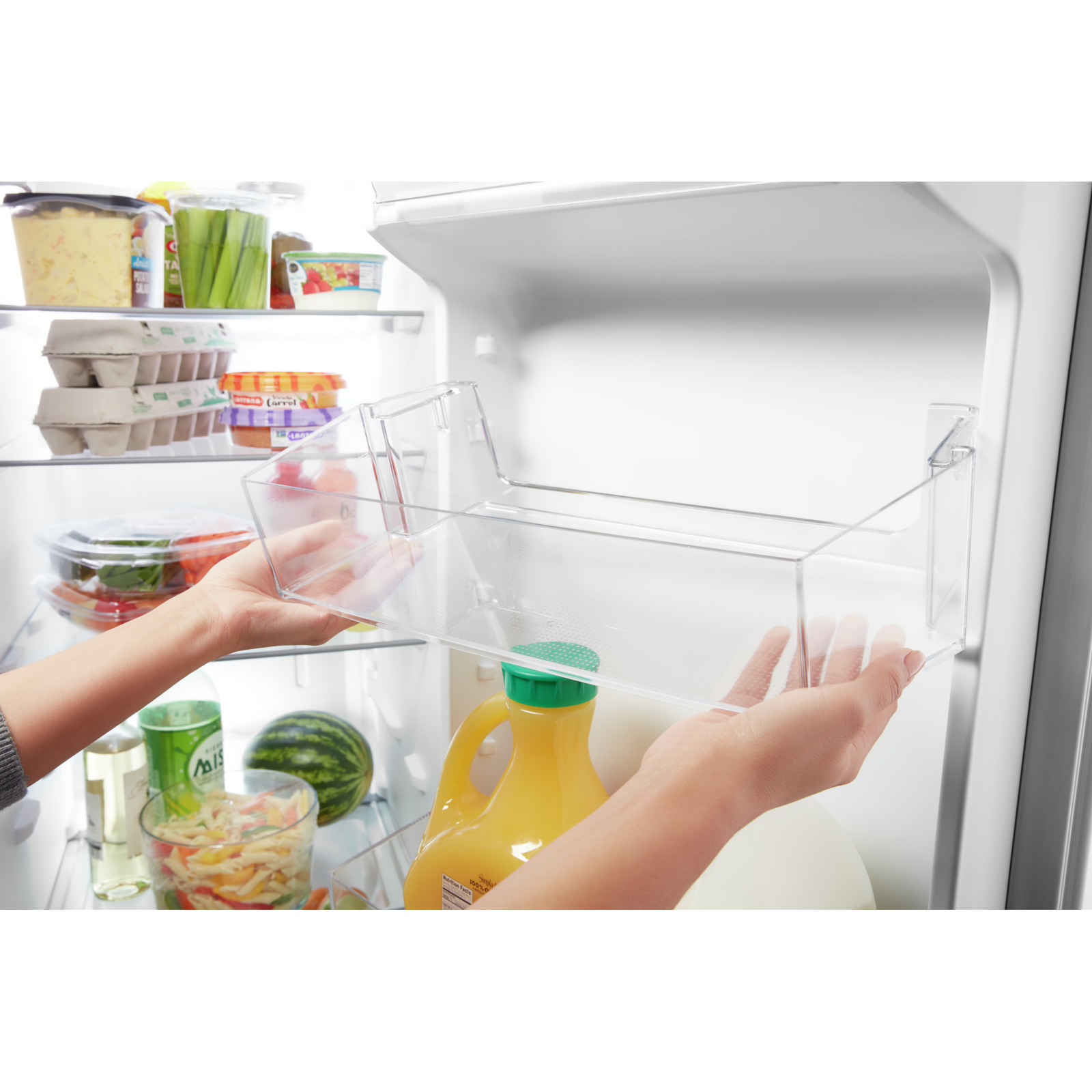 Whirlpool - 32.75 Inch 21 cu. ft Side by Side Refrigerator in Stainless - WRS331SDHM