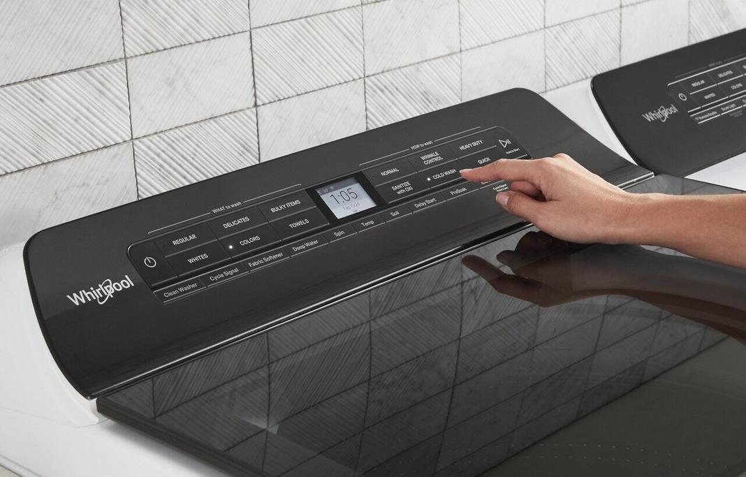 Whirlpool - 5.4 cu. Ft Top Load Washer in White - WTW5105HW