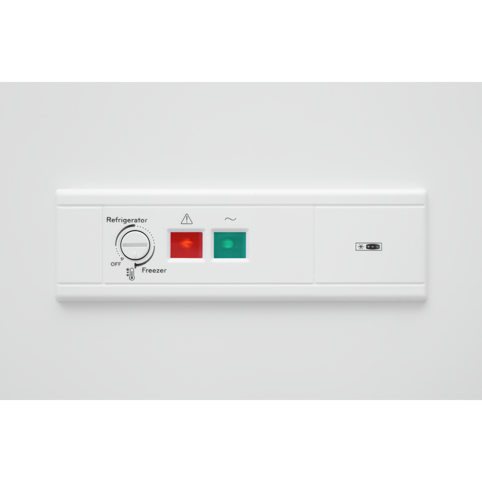 Whirlpool - 9 cu. Ft Chest Freezer in White - WZC3209LW