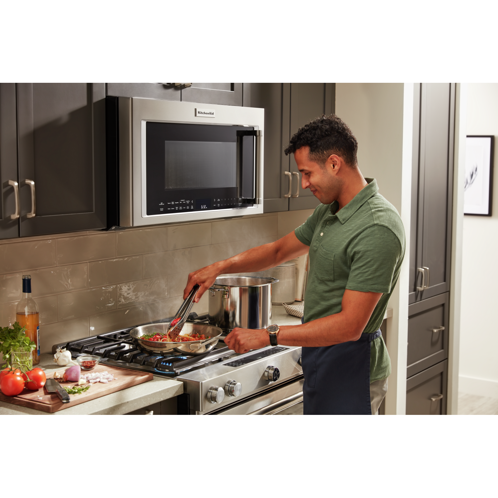 KitchenAid - 1.9 cu. Ft Over the range Microwave in Stainless - YKMHC319KPS