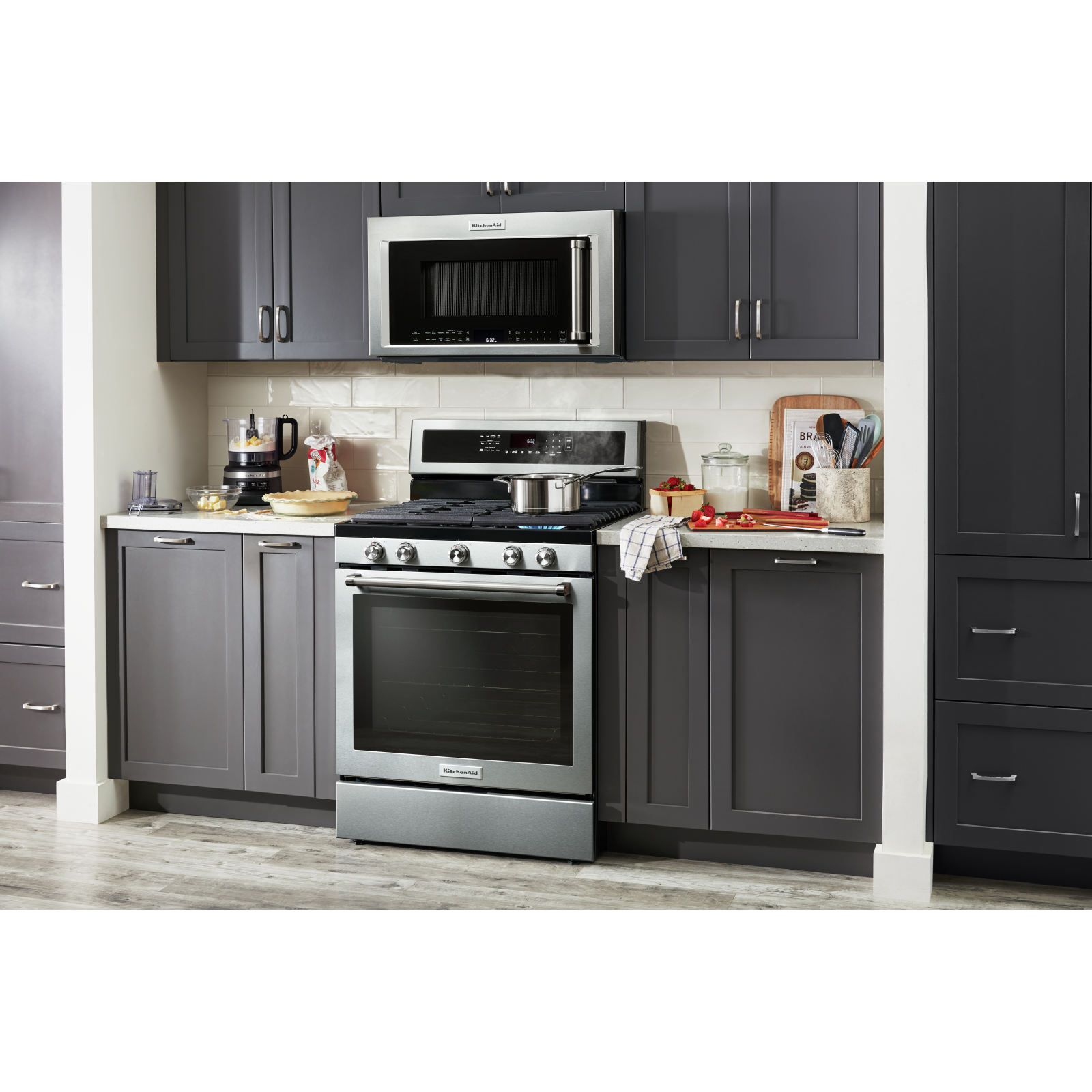 KitchenAid - 1.9 cu. Ft Over the range Microwave in Stainless - YKMHC319KPS