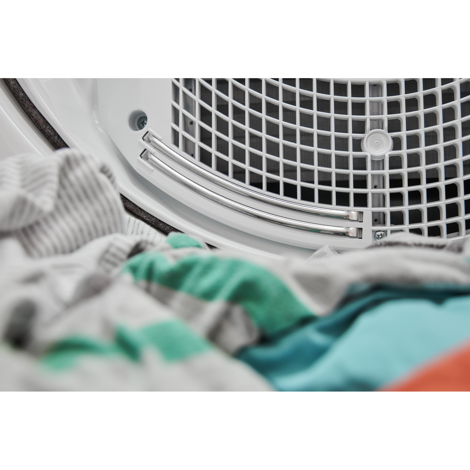 Maytag - 7.4 cu. Ft Commercial Electric Dryer in White - YMEDP586GW