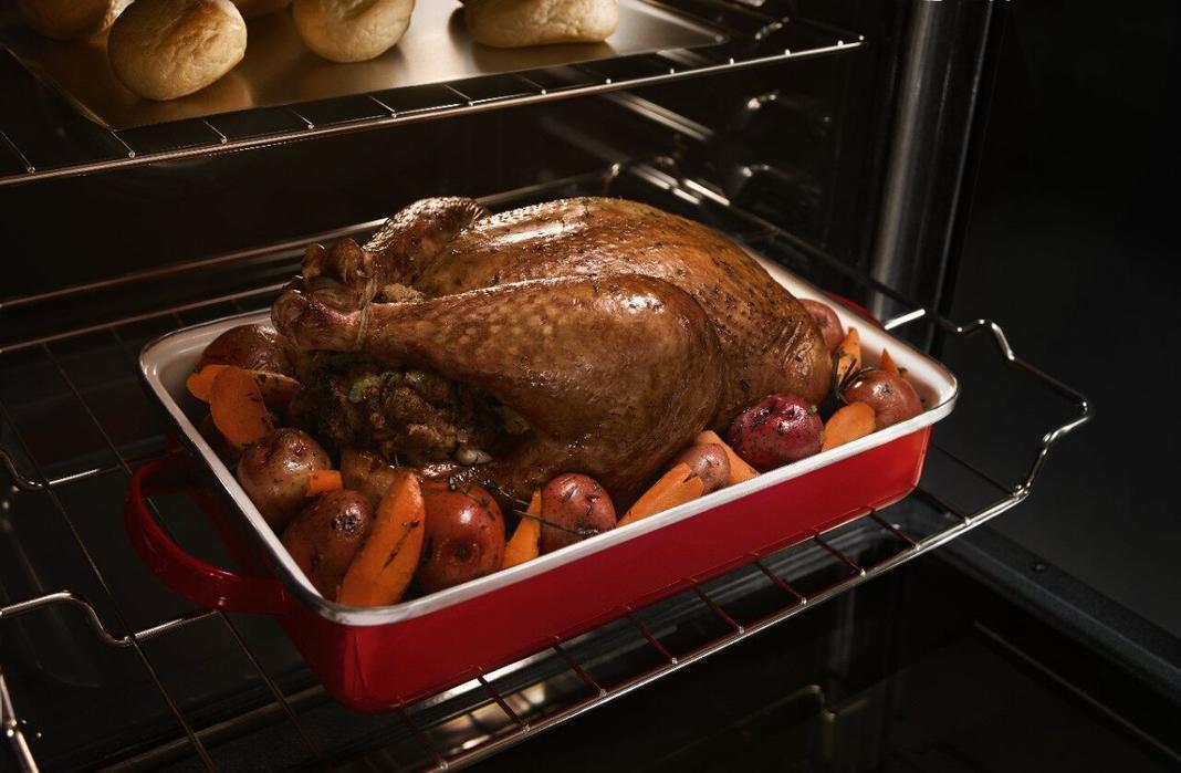 Maytag - 6.4 cu. ft Electric Range in Stainless - YMES8800FZ