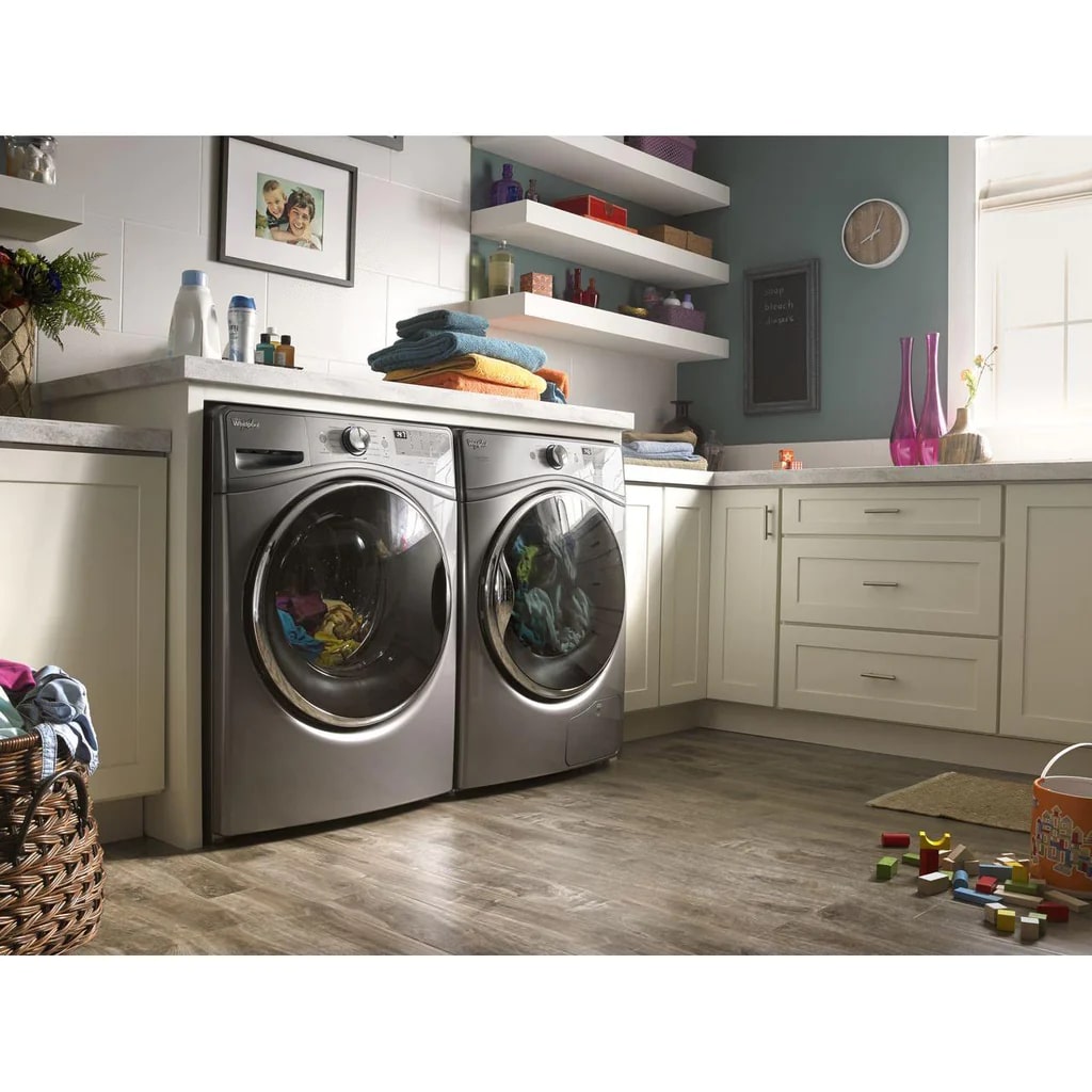 Whirlpool - 8.5 cu. Ft Electric Dryer in Silver - YWED9290FC