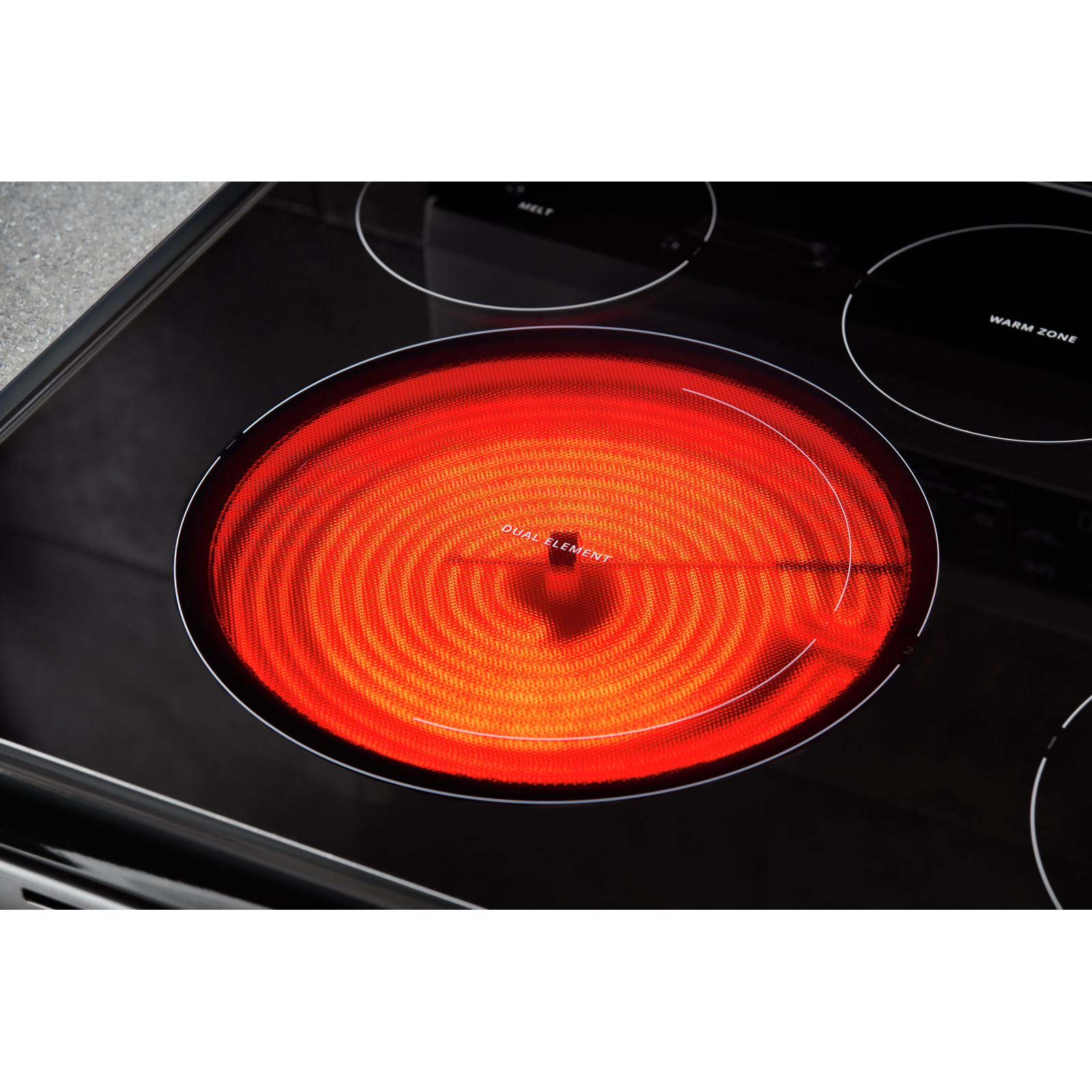 Whirlpool - 6.4 cu. ft Electric Range in Black - YWFE775H0HB