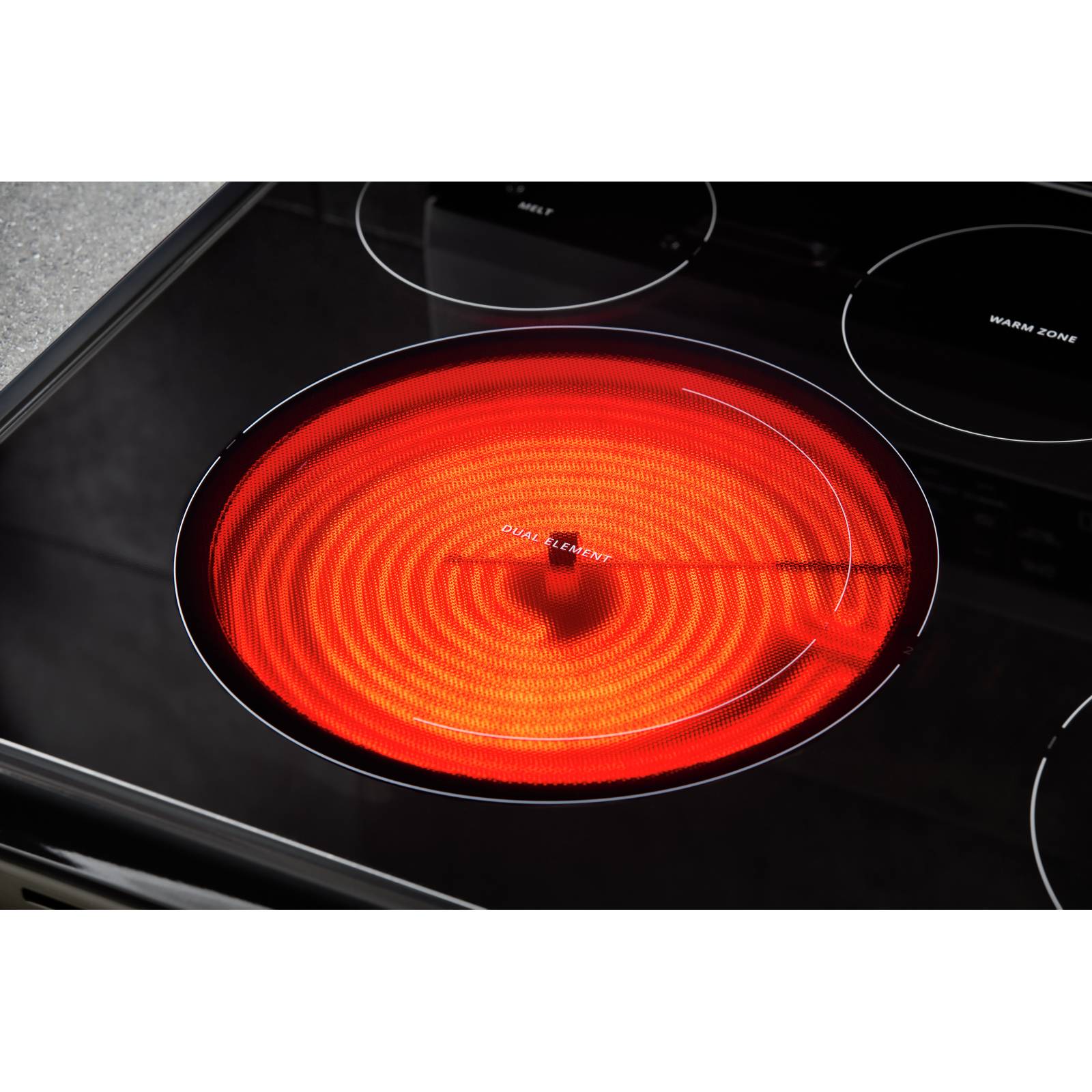 Whirlpool - 6.4 cu. ft Electric Range in Black Stainless - YWFE975H0HV