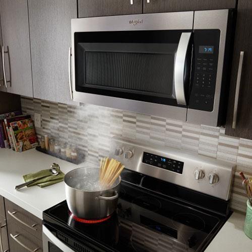 Whirlpool - 1.7 cu. Ft Over the range Microwave in Fingerprint Resistant Stainless Steel Finish - YWMH31017HZ
