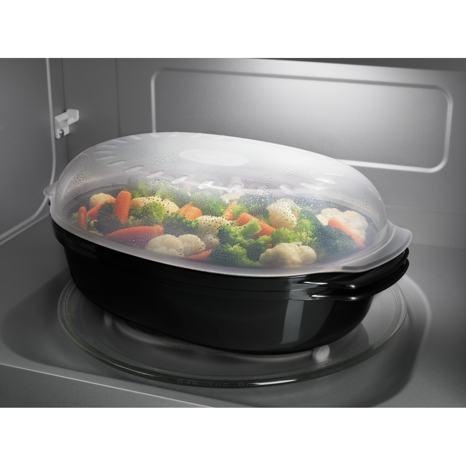 Whirlpool - 1.9 cu. Ft Over the range Microwave in Black Stainless - YWMH32519HV