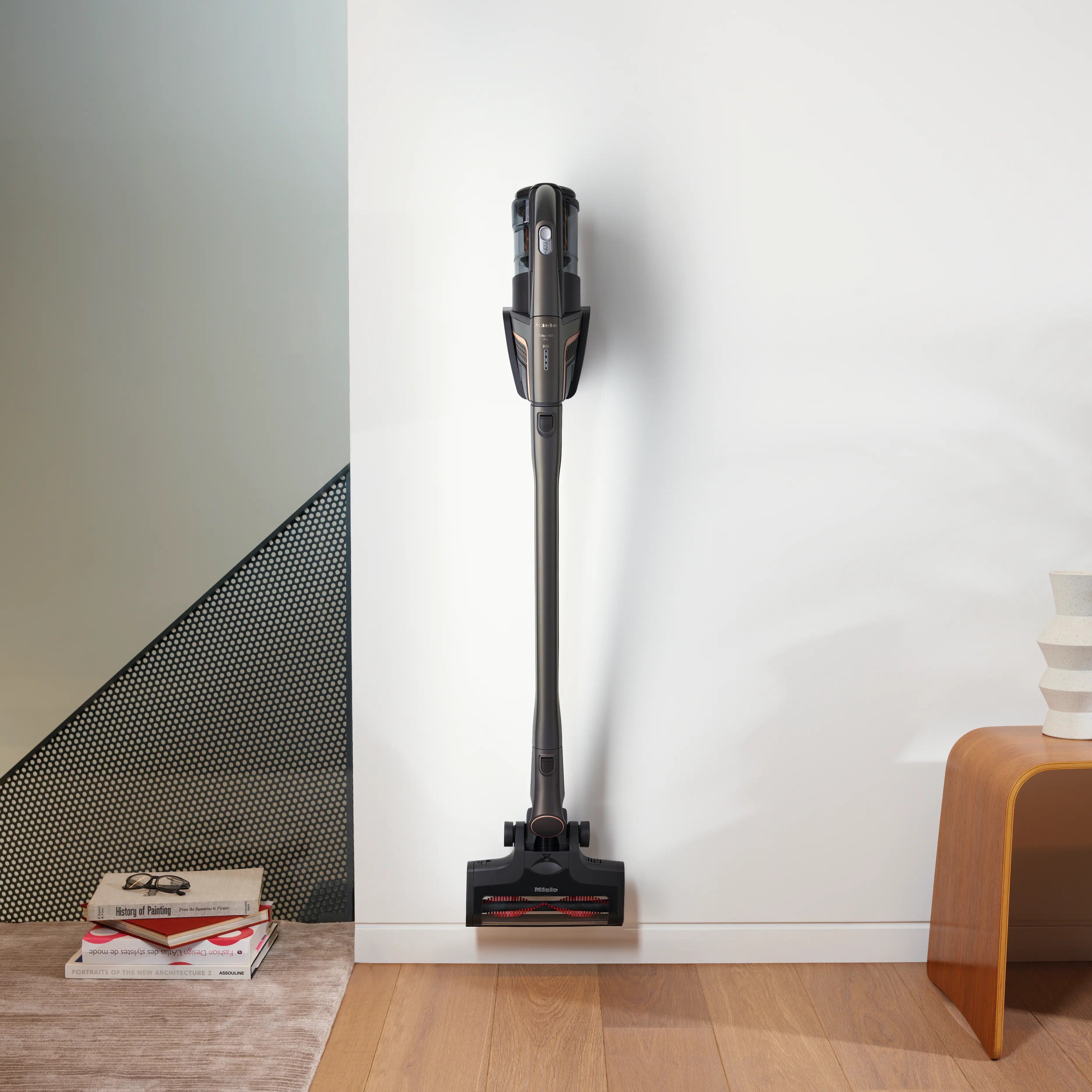 Miele - Triflex HX2 Pro Cordless Stick Vacuum Cleaner in Infinity Grey Pearl Finish with Rose Gold Accents - 41OML031USA