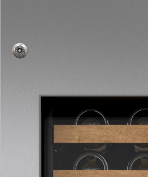 Sub-Zero - Pro Handle Door Panel Accessory Refrigerator in Stainless - 7025332