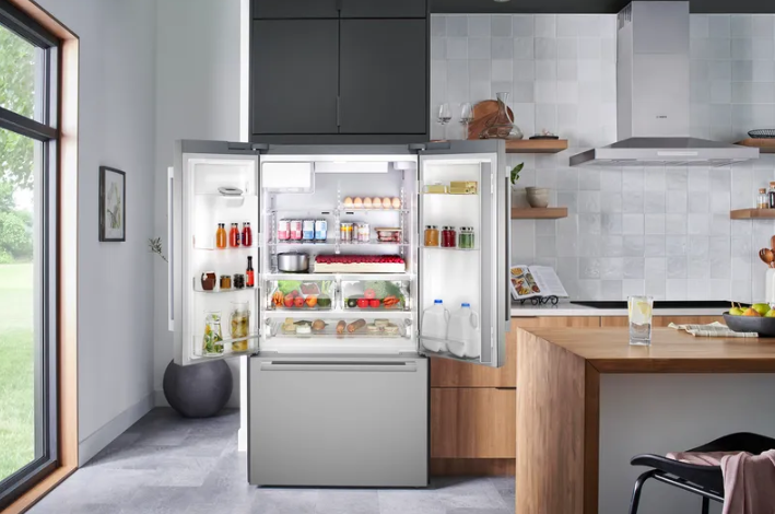 Bosch - 36 Inch 26 cu. ft French Door Refrigerator in Stainless - B36FD52SNS