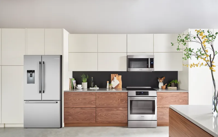 Bosch - 36 Inch 26 cu. ft French Door Refrigerator in Stainless - B36FD52SNS