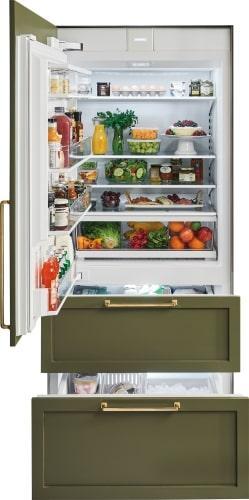 Sub-Zero - 36 Inch 19.7 cu. ft Built In / Integrated Refrigerator in Panel Ready - IT-36CIID-RH