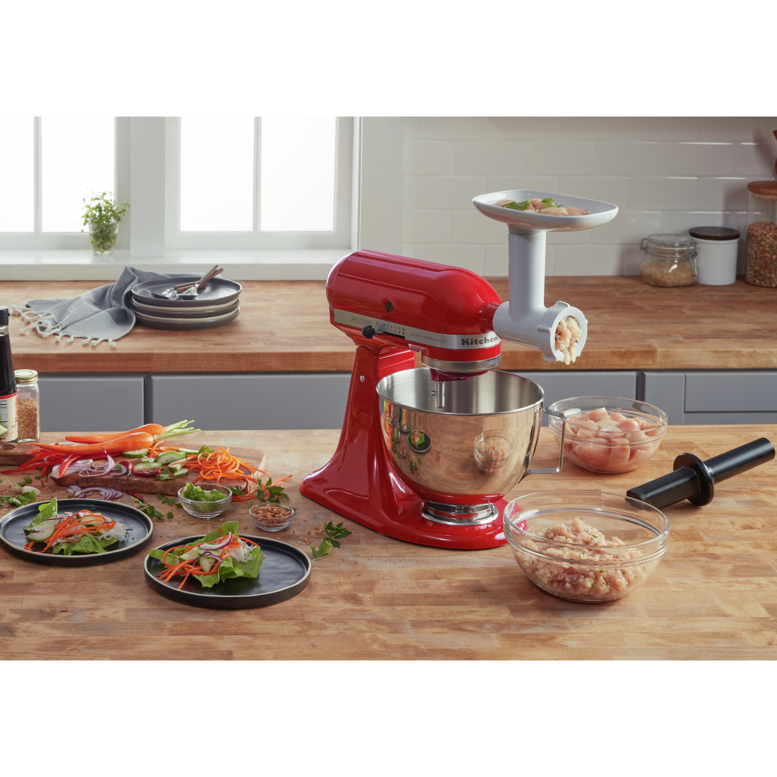 KitchenAid -   Ultra Power Plus Series 4.5 Quart Tilt-Head Mixer In Red - KSM96ER