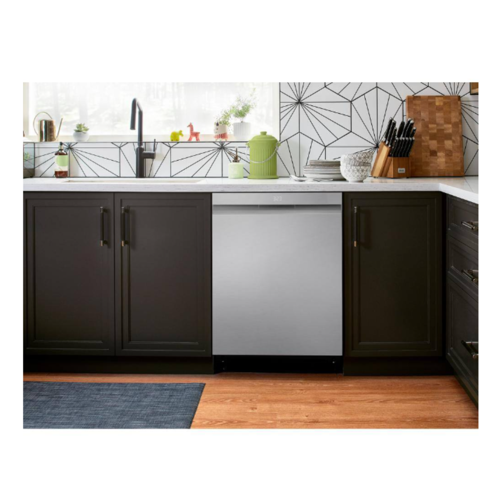 LG - 42 dBA Built In Dishwasher in Stainless - LDNPM654S