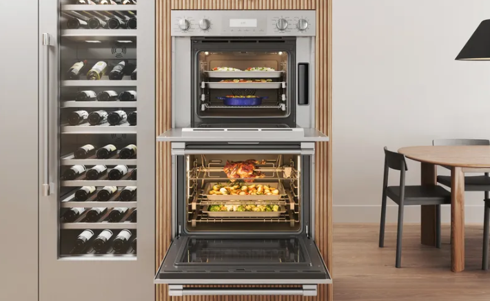 Thermador - 7.3 cu. ft Combination Wall Oven in Stainless (Open Box) - PODS302B