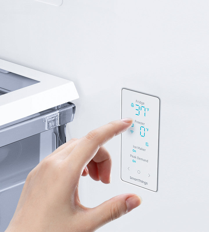 Samsung - 32.125 Inch 18 cu. ft French Door Refrigerator in Black - RF18A5101MTAA