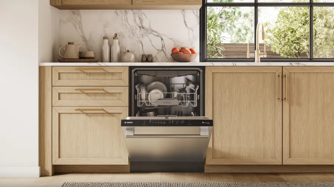 Bosch - 46 dBA Built In Dishwasher in Stainless - SHX53DM5N