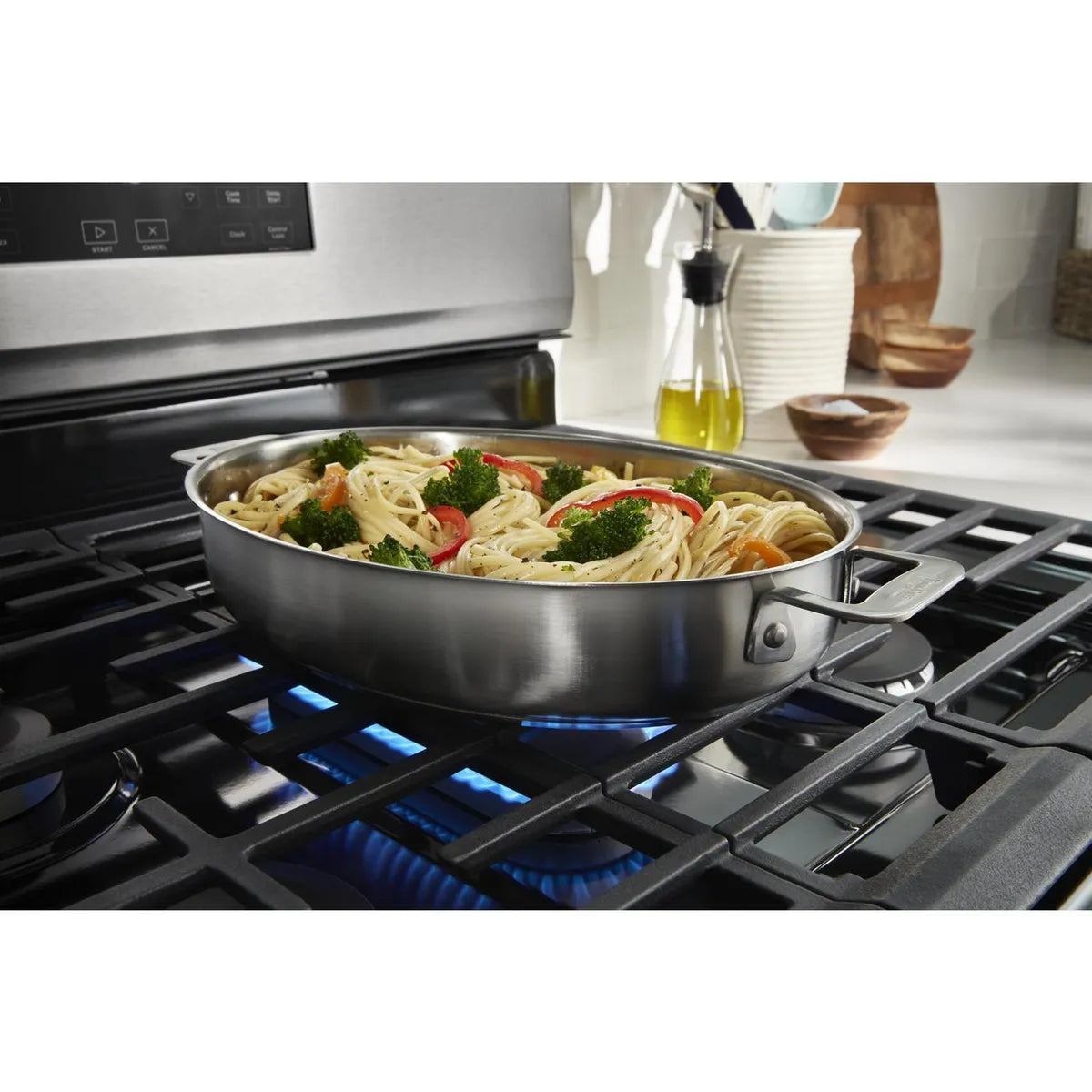 Whirlpool - 5.0 cu. ft  Gas Range in Black - WFGS4530SB