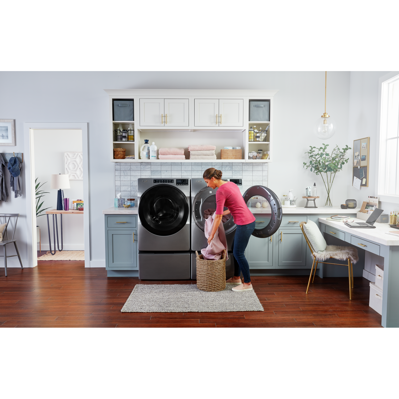 Whirlpool -  15.5" Pedestal for Front Load Washer  Accessories in Chrome - WFP2715HC