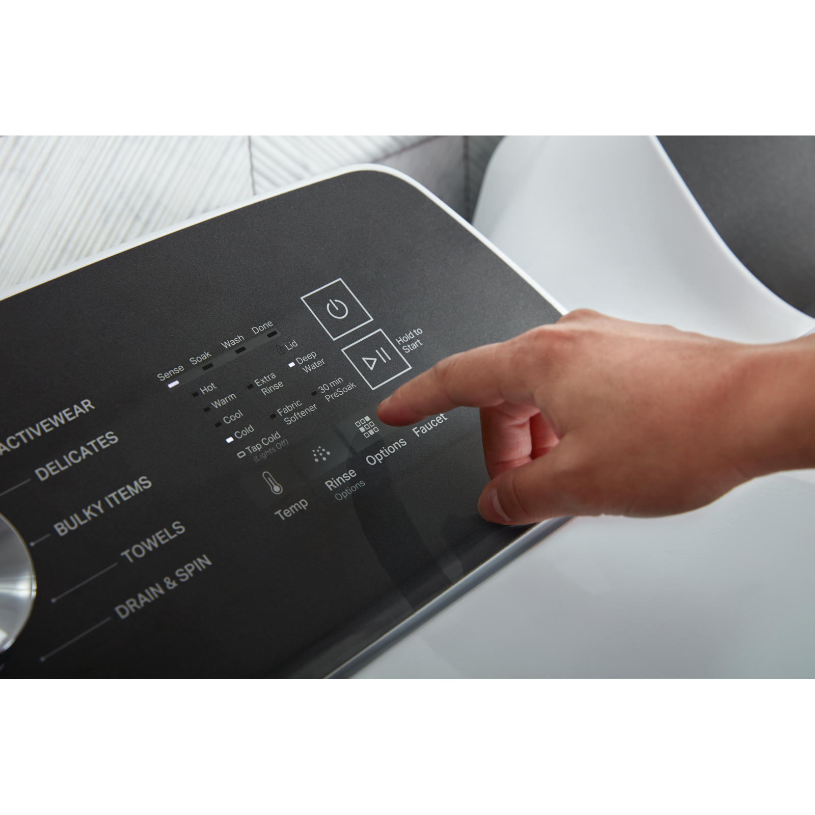 Whirlpool - 5.2 cu. Ft  Top Load Washer in White - WTW5015LW