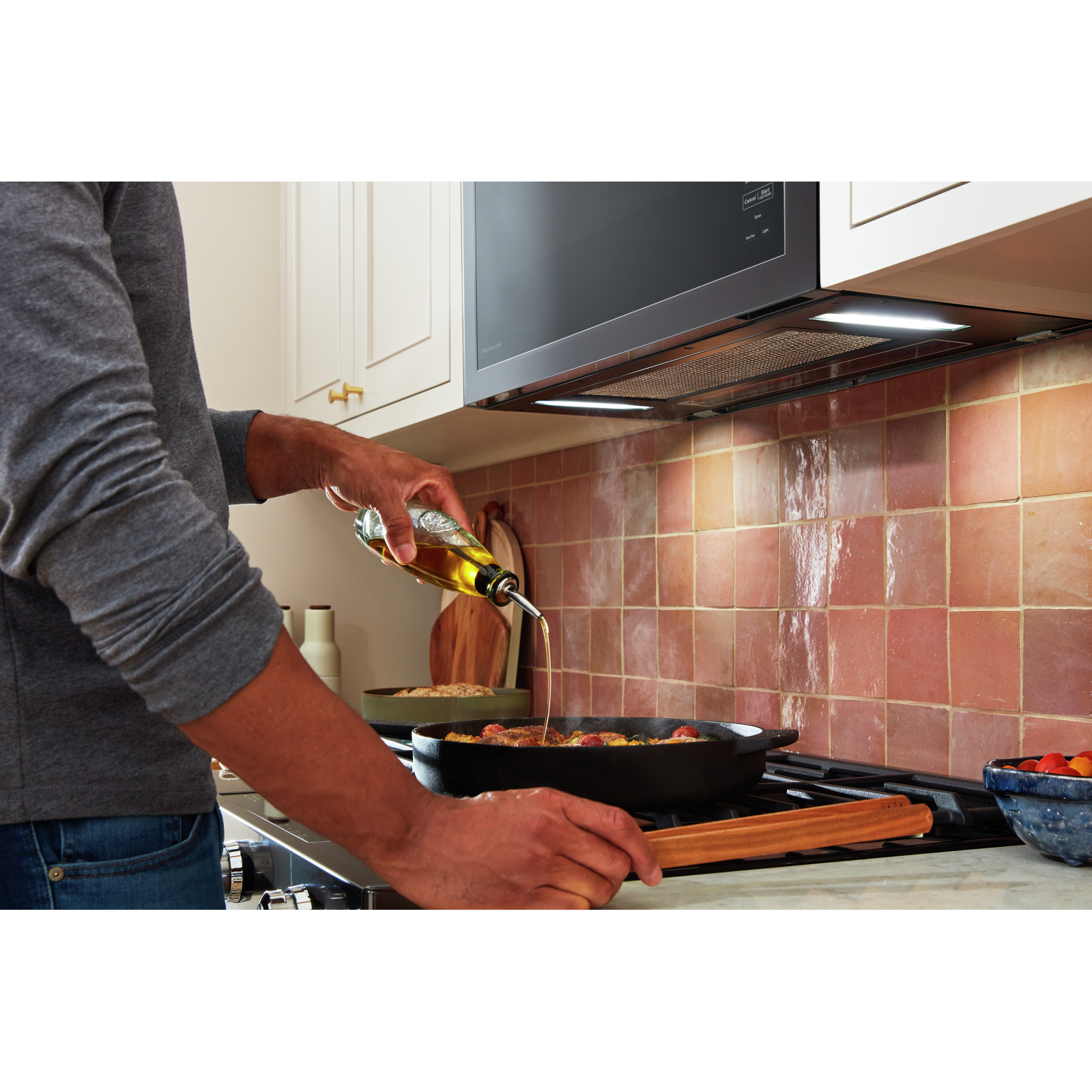 KitchenAid - 1.1 cu. Ft  Over the range Microwave in Black Stainless - YKMMF330PBS