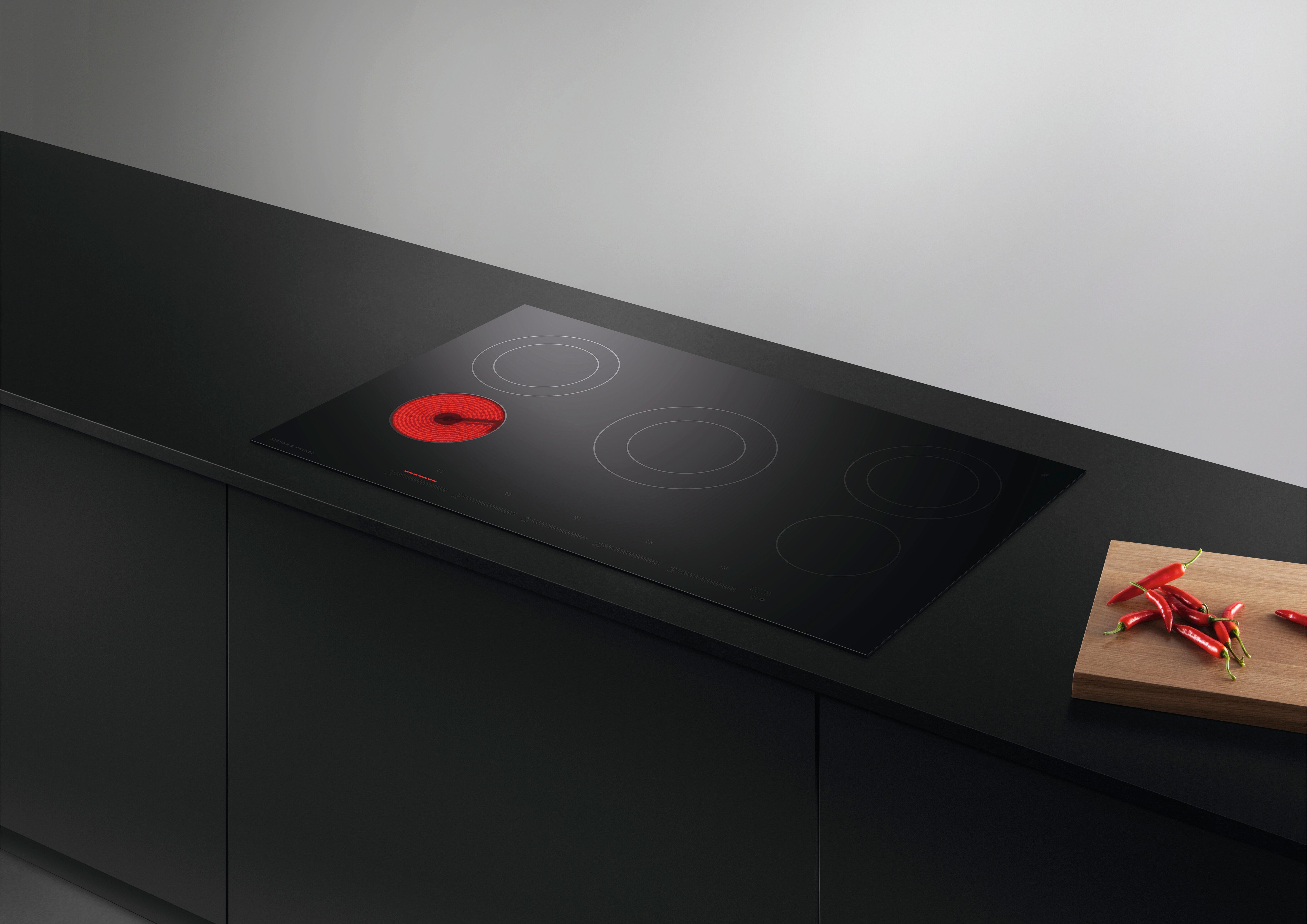 Fisher & Paykel - 36 Inch Electric Cooktop in Black - CE365DTB1