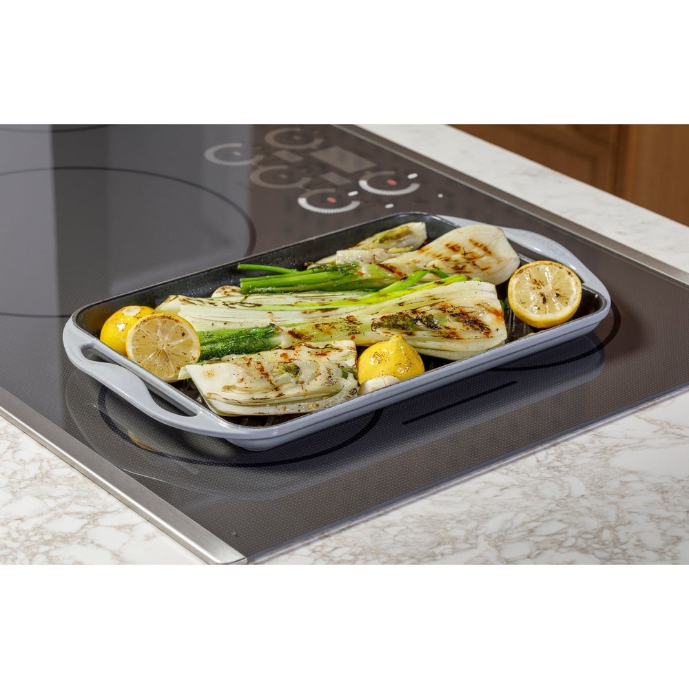 Cafe - 36.2 Inch Induction Cooktop in Black - CHP90361TBB