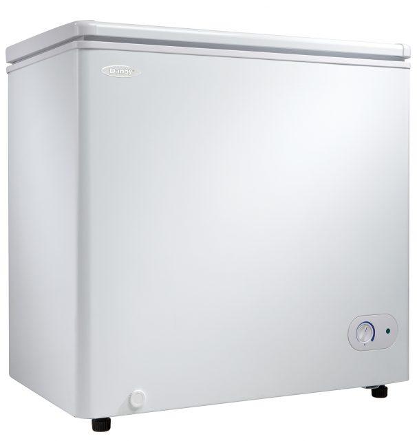 Danby - 5.5 cu. Ft  Chest Freezer in White - DCF055A2WDB