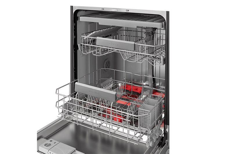 Dacor - 42 dBA Built In Dishwasher in Stainless - DDW24T998US