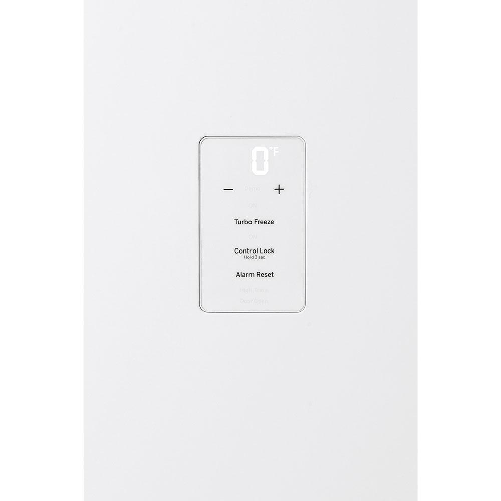 GE - 14.1 cu. Ft  Upright Freezer in White - FUF14SMRWW