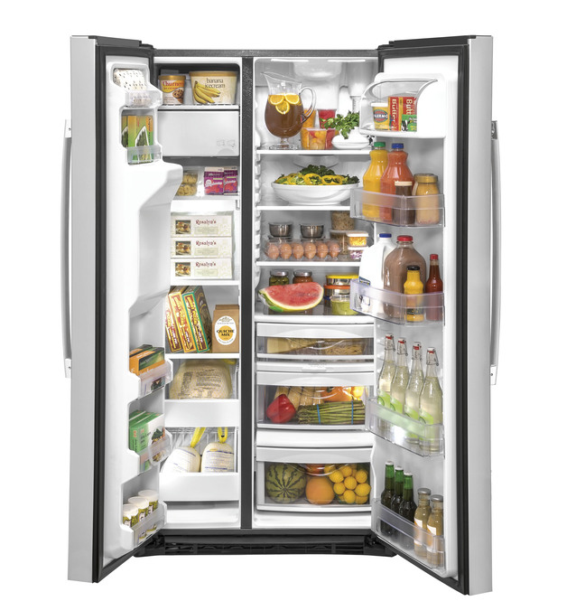 GE - 35.75 Inch 21.8 cu. ft Side by Side Refrigerator in Stainless - GZS22IYNFS
