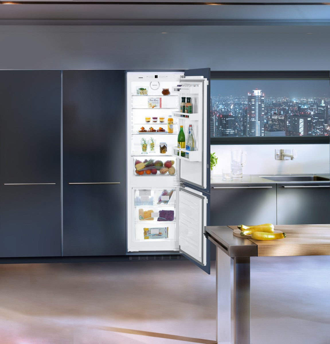 Liebherr - 22.0625 Inch 9.3 cu. ft Built In / Integrated Refrigerator in Panel Ready - HC1050B