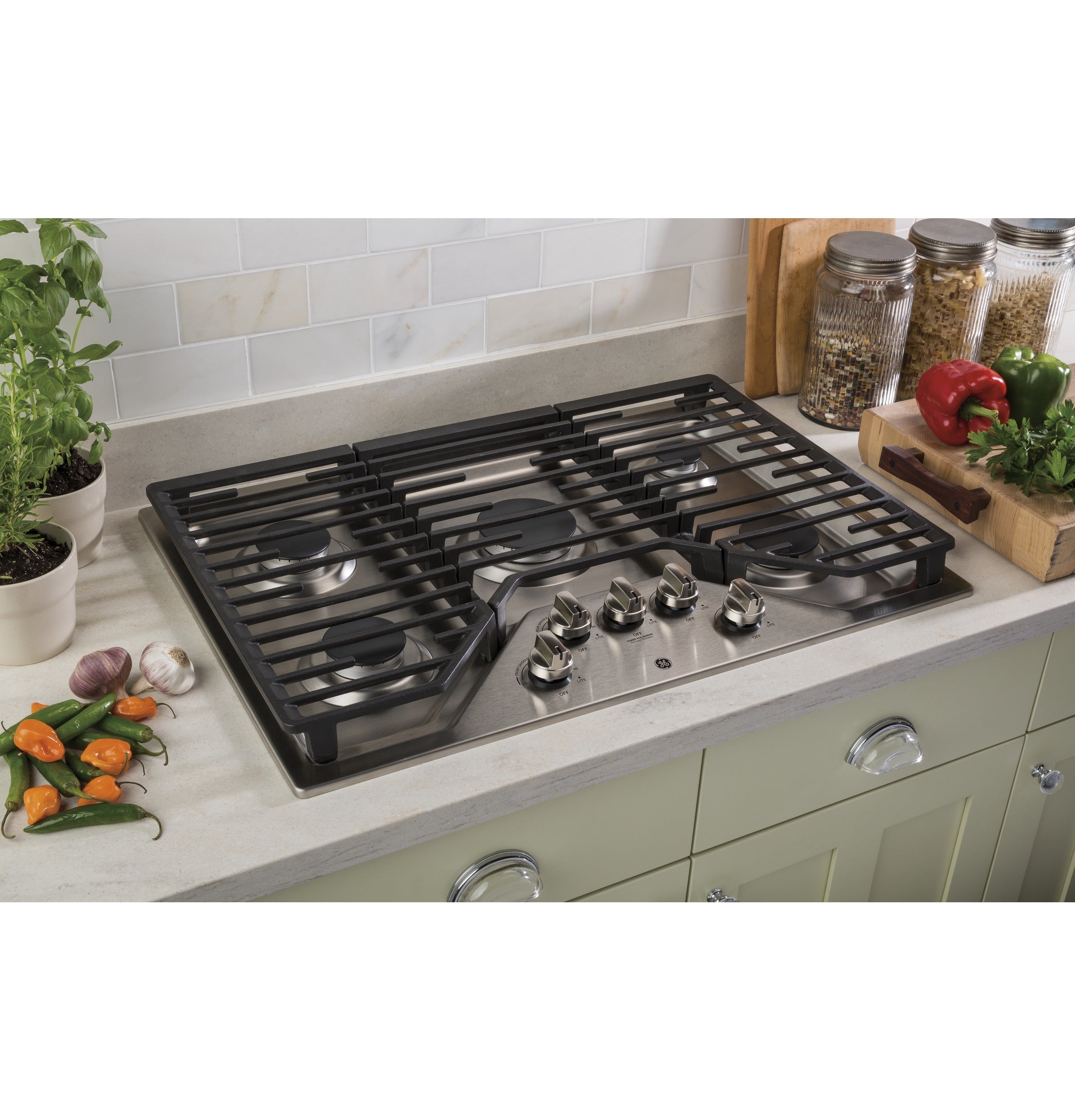 GE - 30 Inch Gas Cooktop in Stainless - JGP5030SLSS