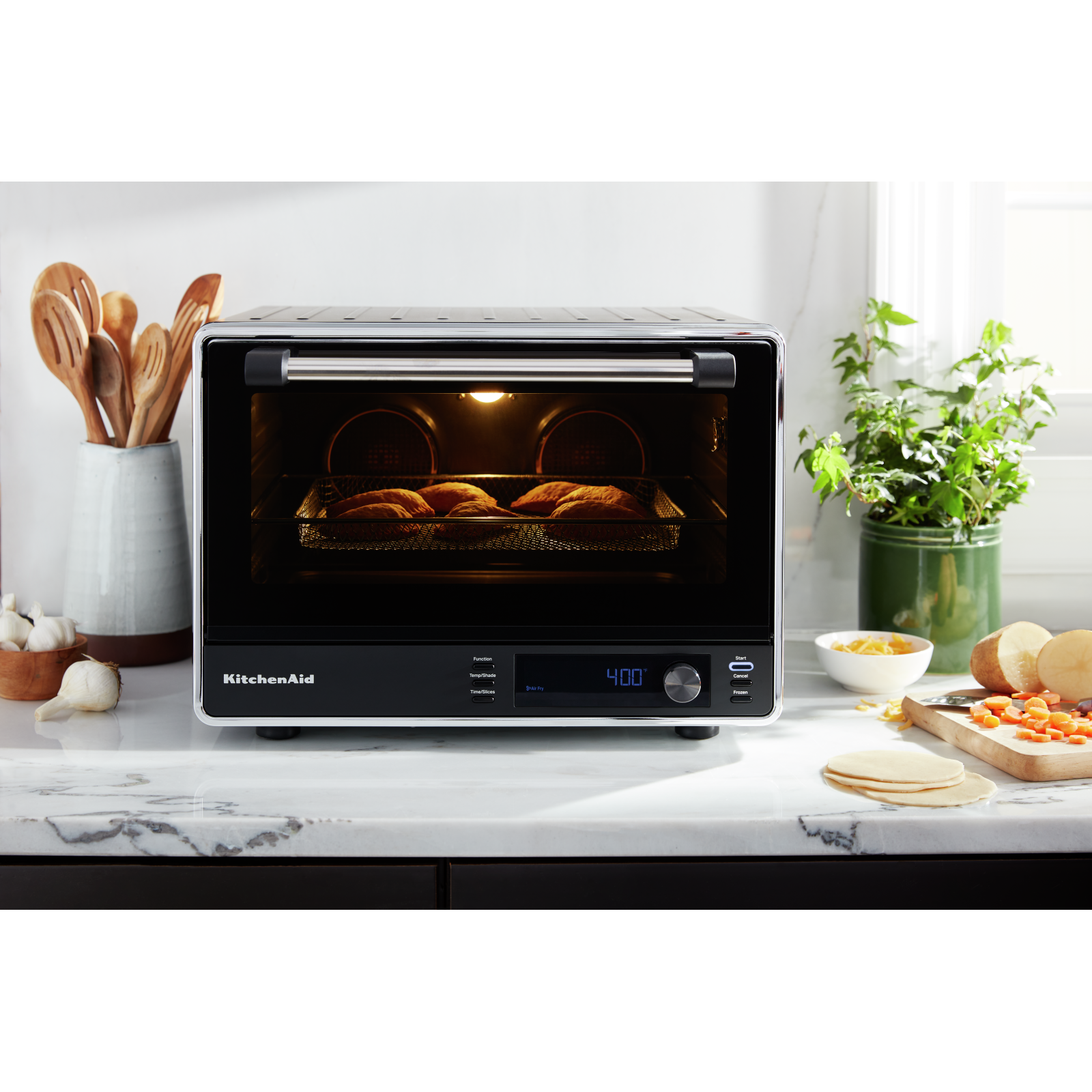 KitchenAid - Dual Convection Countertop Oven with Air Fry and Temperature Probe in Black - KCO224BM