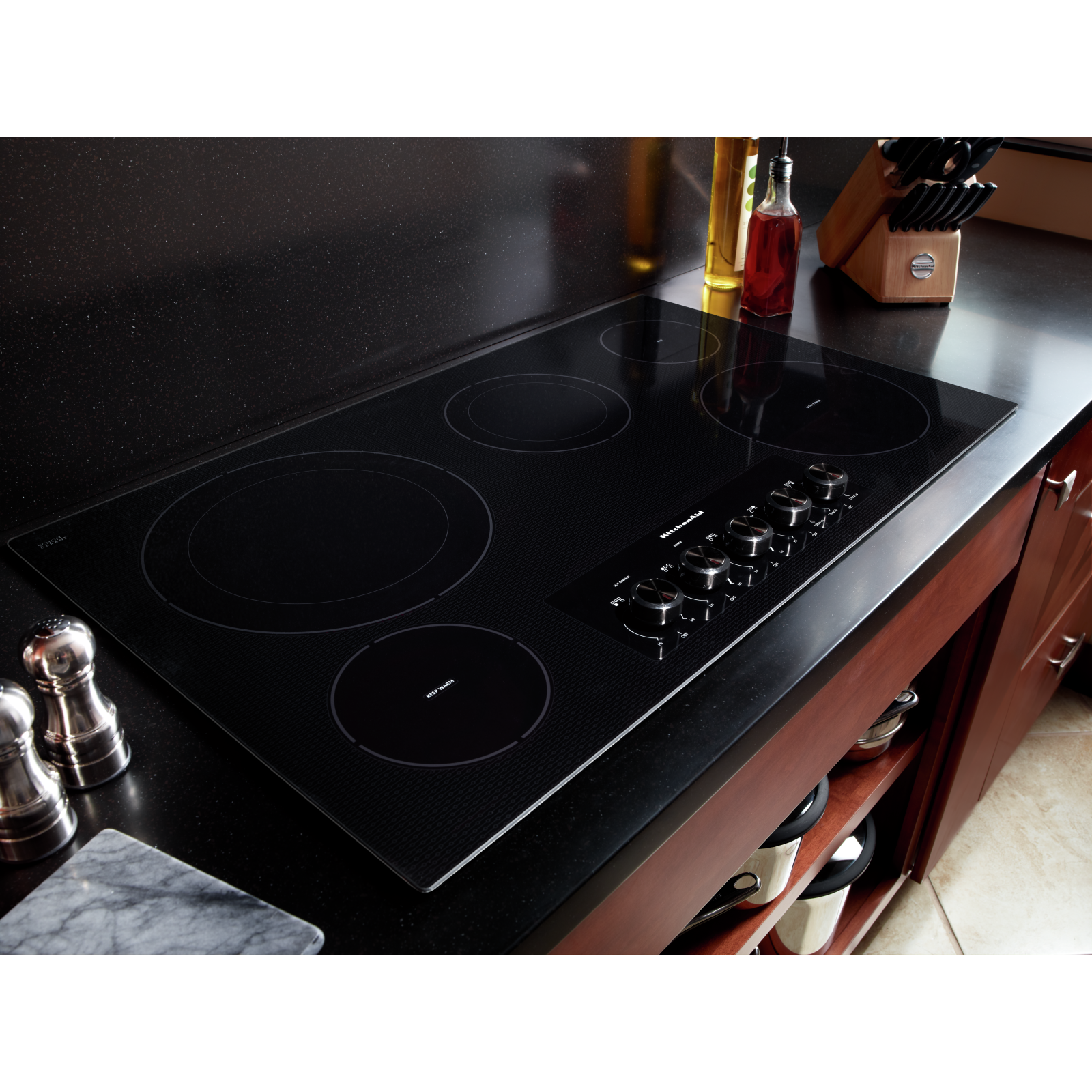 KitchenAid - 36.3125 Inch Electric Cooktop in Black - KECC664BBL