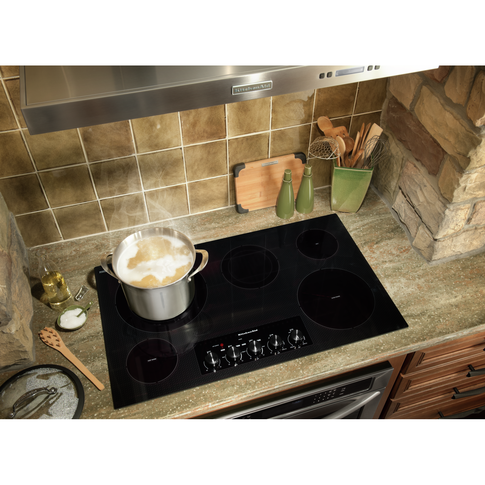 KitchenAid - 36.3125 Inch Electric Cooktop in Black - KECC664BBL