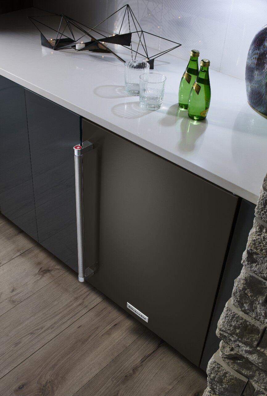 KitchenAid - 23.75 Inch 5.1 cu. ft Mini Fridge Refrigerator in Black Stainless - KURR304EBS