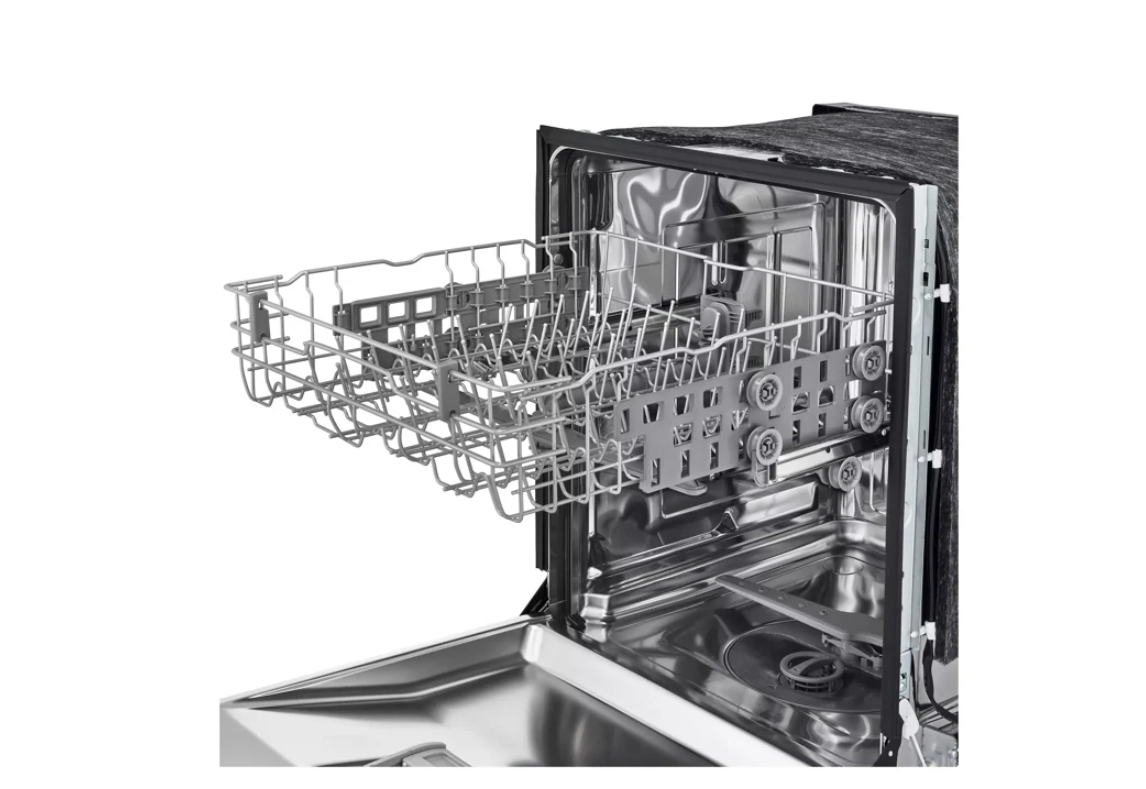 LG - 52 dBA Built In Dishwasher in White - LDFC2423W