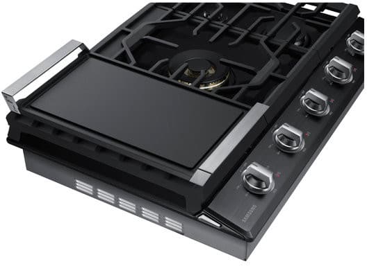 Samsung - 36 inch wide Gas Cooktop in Black Stainless Steel - NA36N7755TG