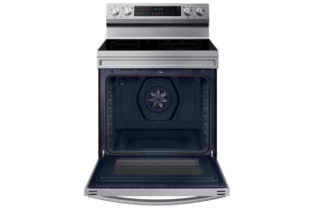 Samsung - 6.3 cu. ft  Electric Range in Stainless - NE63A6711SS