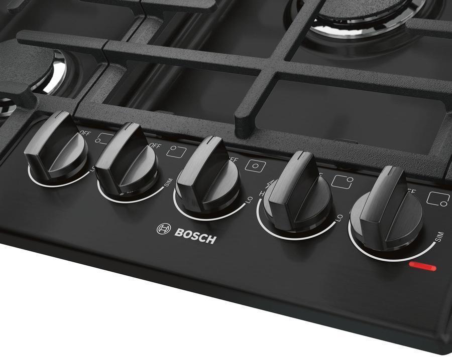 Bosch - 31 inch wide Gas Cooktop in Black - NGM8046UC