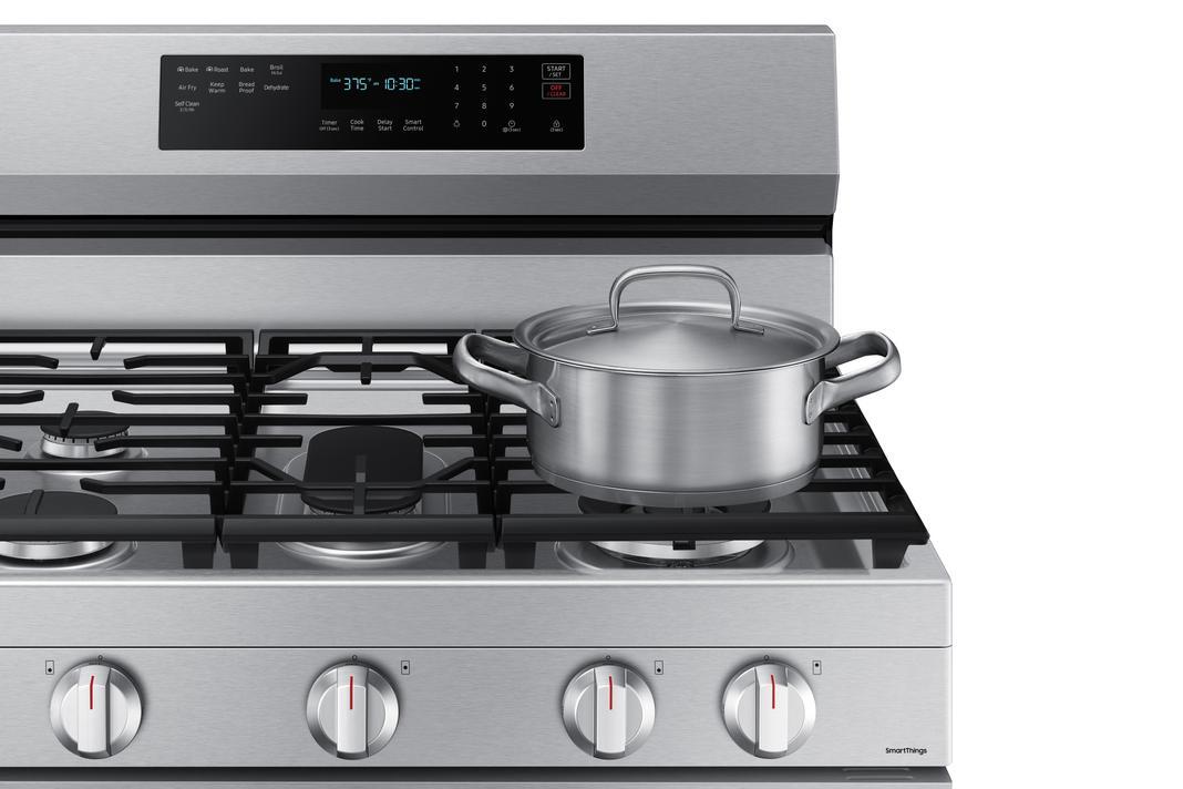 Samsung - 6 cu. ft  Gas Range in Stainless - NX60A6711SS