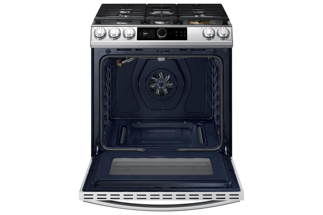 Samsung - Bespoke 6 cu. ft Gas Range in Stainless - NX60T8711SS
