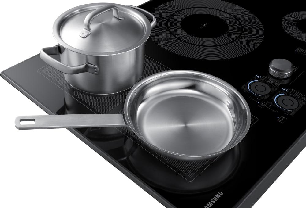 Samsung - 30 inch wide Induction Cooktop in Black Stainless Steel - NZ30K7880UG