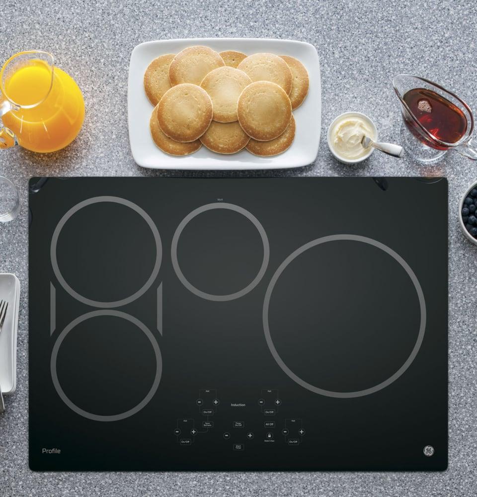 GE Profile - 29.75 inch wide Induction Cooktop in Black - PHP9030DJBB