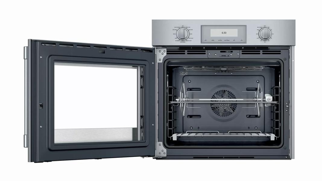 Thermador - 4.5 cu. ft Single Wall Oven in Stainless - POD301LW