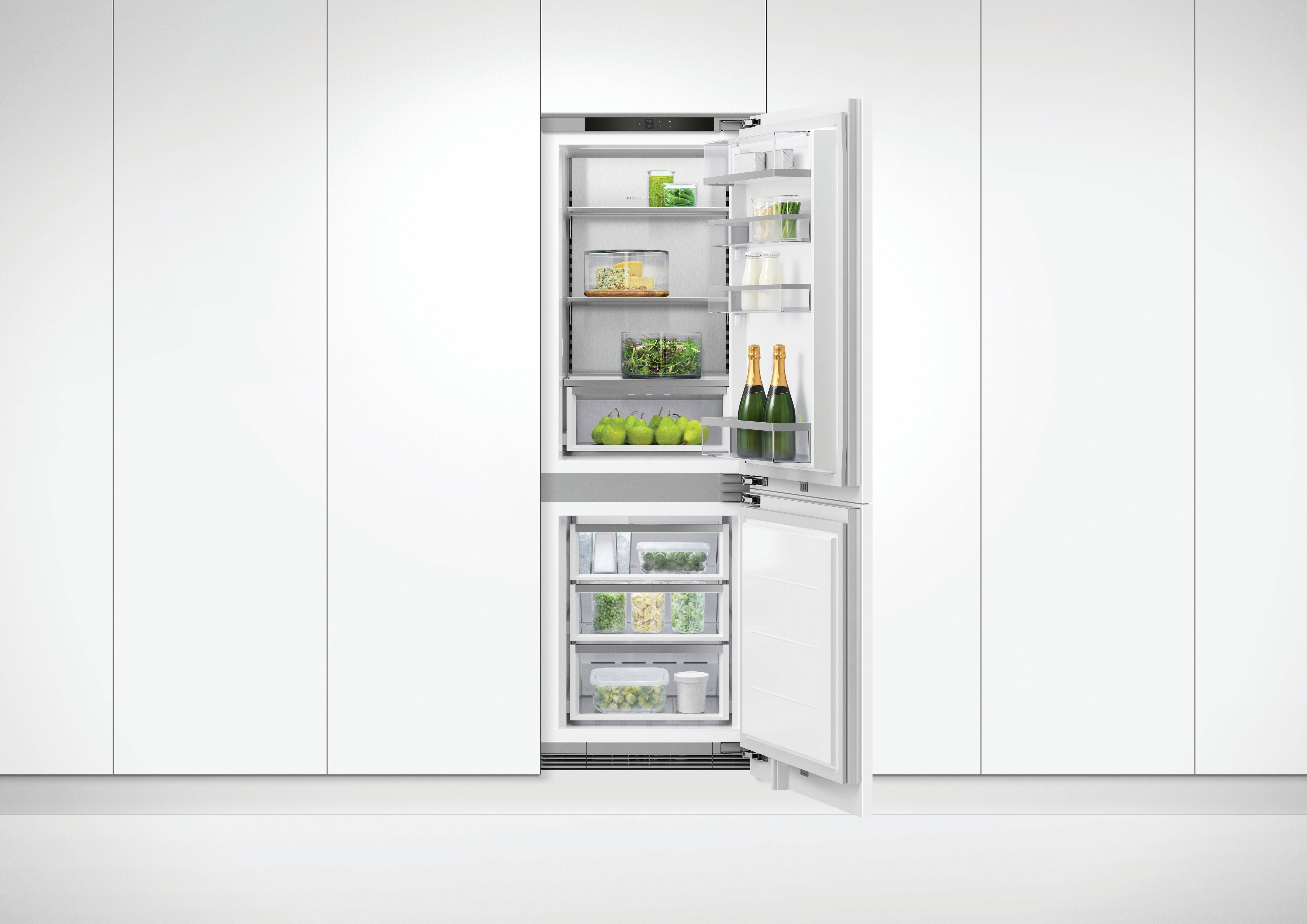 24 Integrated Column Refrigerator